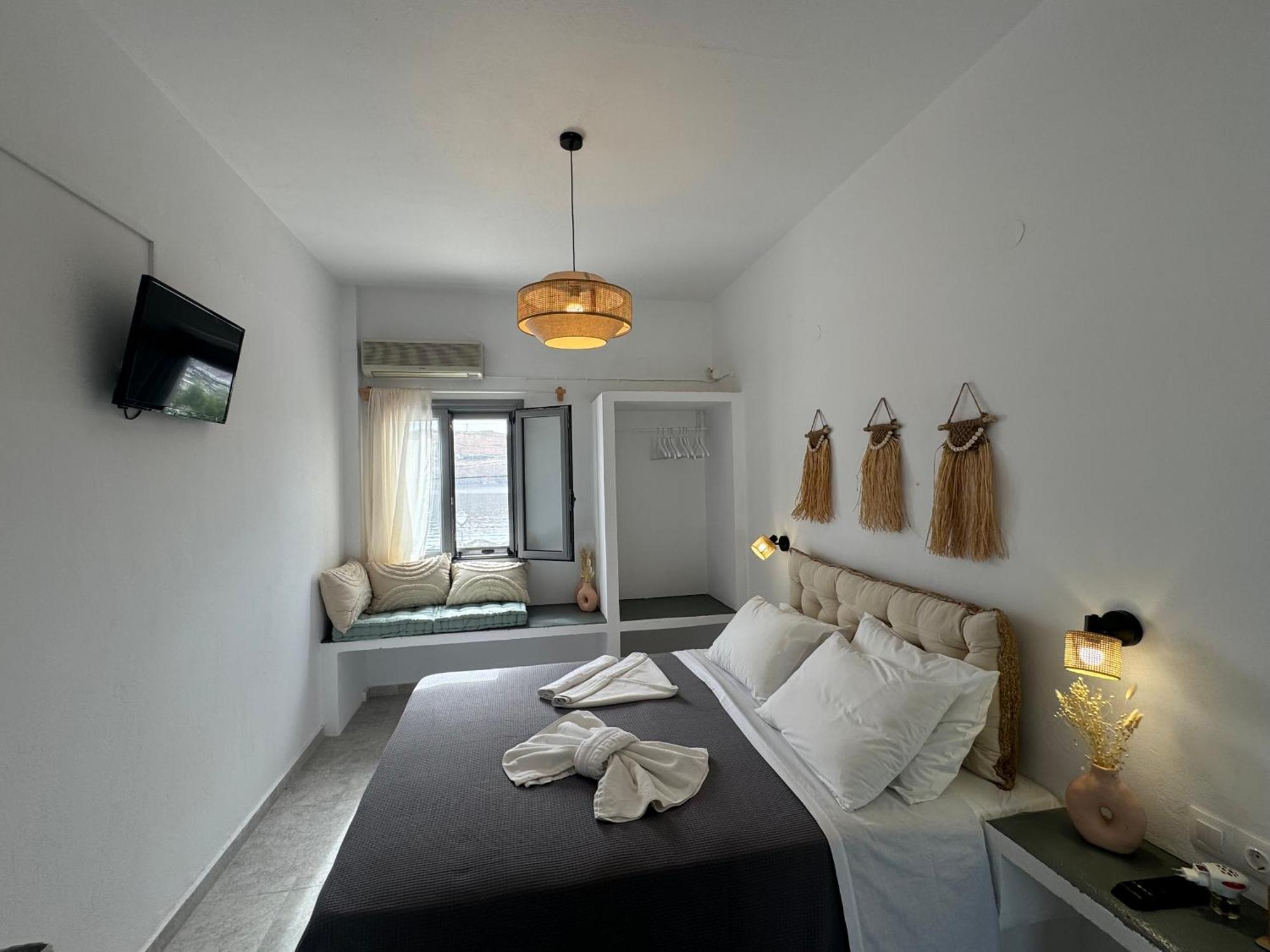 Akti Rooms And Studios Ливадион Экстерьер фото