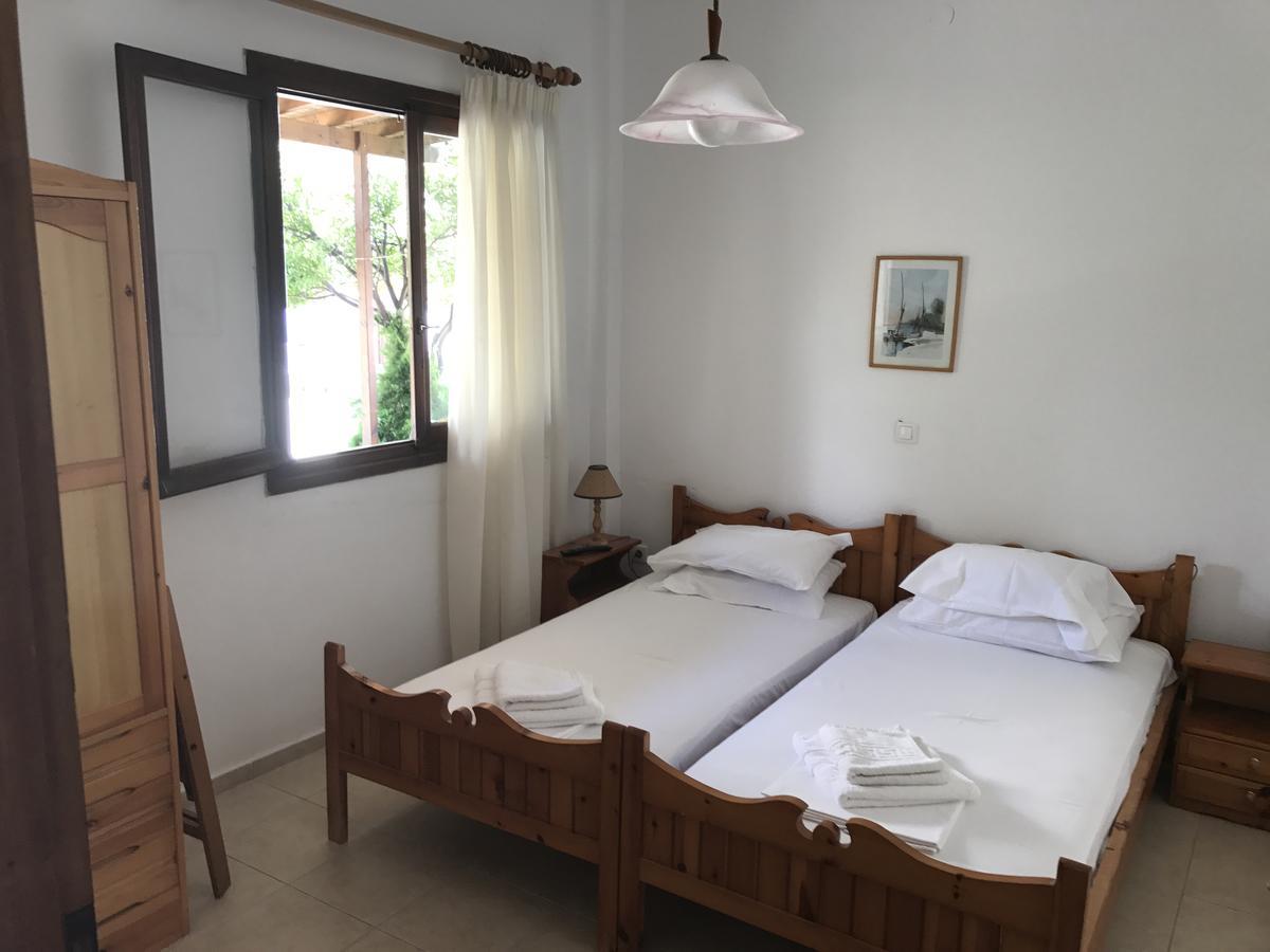 Akti Rooms And Studios Ливадион Экстерьер фото